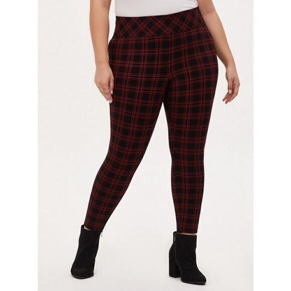 Torrid Pixie Skinny plaid size 4 Luxe Ponte High-Rise Pant red black - Picture 1 of 10
